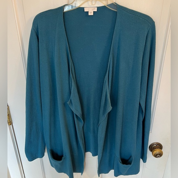 Rachel and Zoe rayon scarf/wrap - Picture 3 of 3